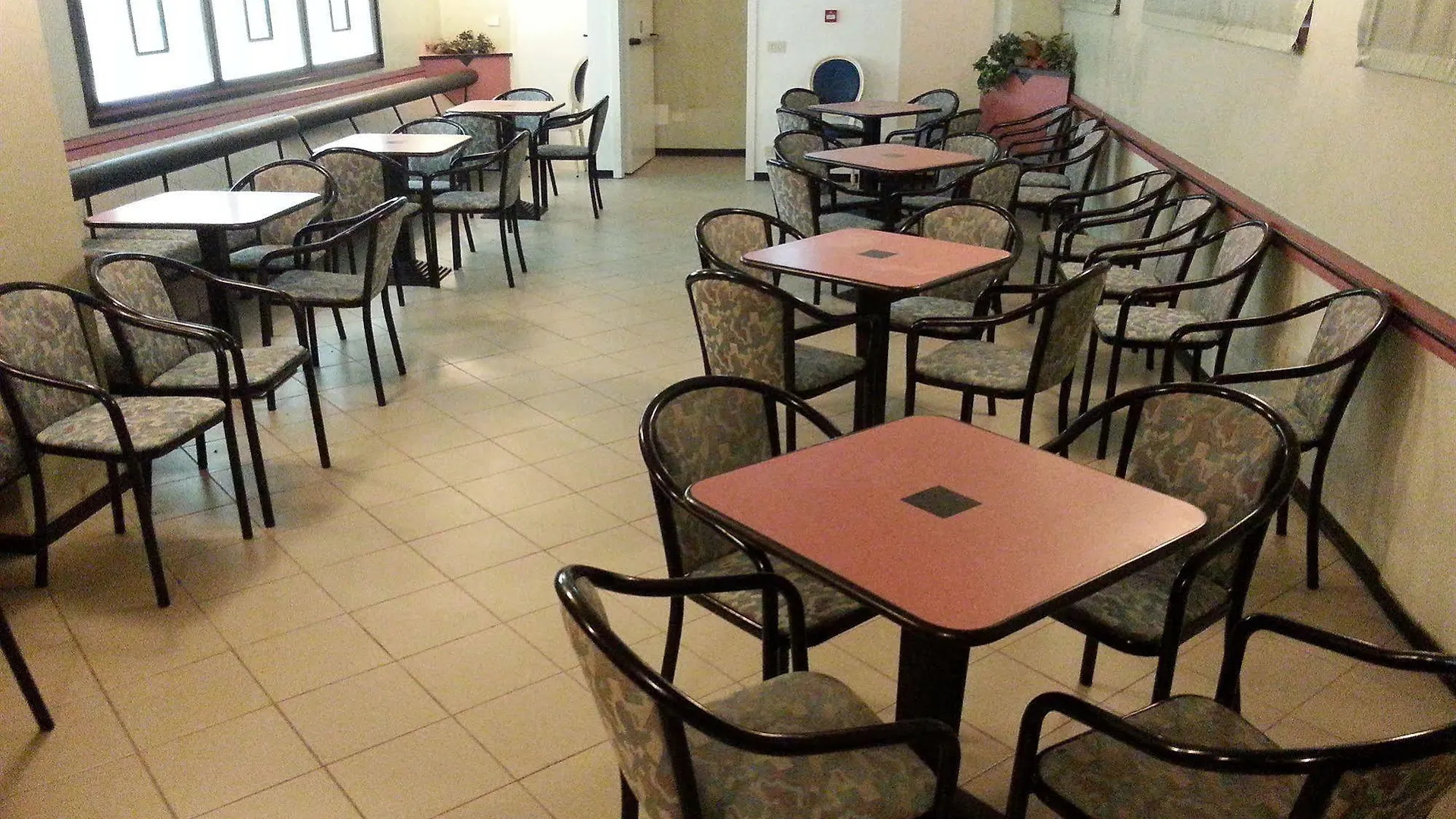 Hotel Grifone Rimini 3*,