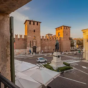 https://corte-realdi-verona-37121.hotelinveneto.com